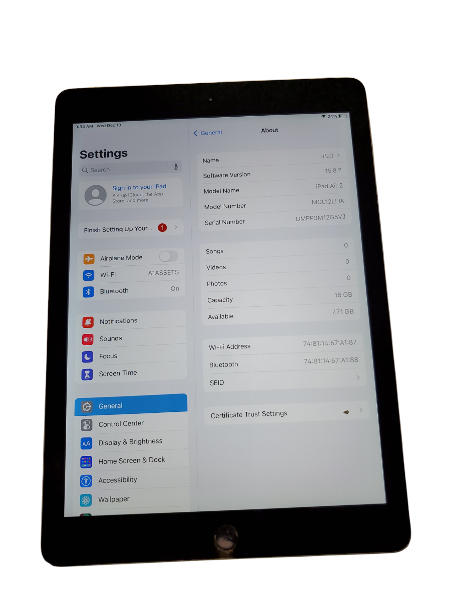 Apple iPad A1566 MGL12LLA Air 2 16GB 9.7"