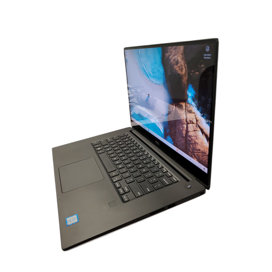 Dell XPS 15 9560 Laptop Core i5-7th Gen 2.50GHz 8GB RAM 256GB M2