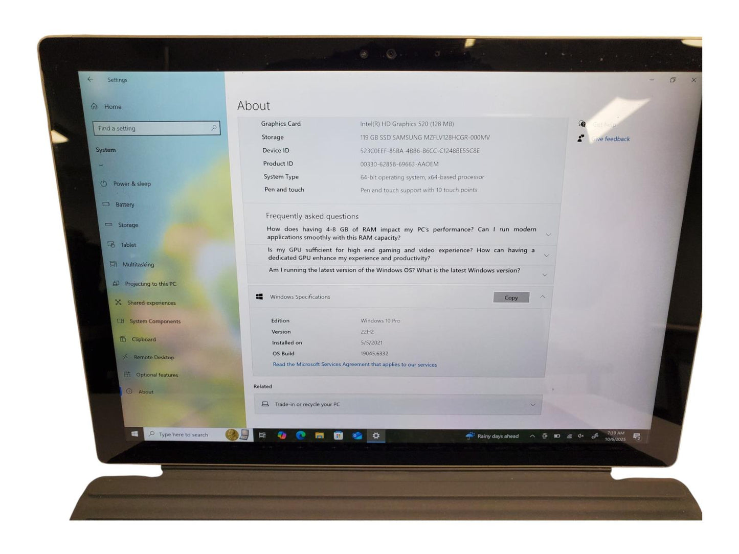 Microsoft Surface Pro 4 Laptop / Tablet 12" i5 6th Gen 2.40GHz 4GB RAM  128GB