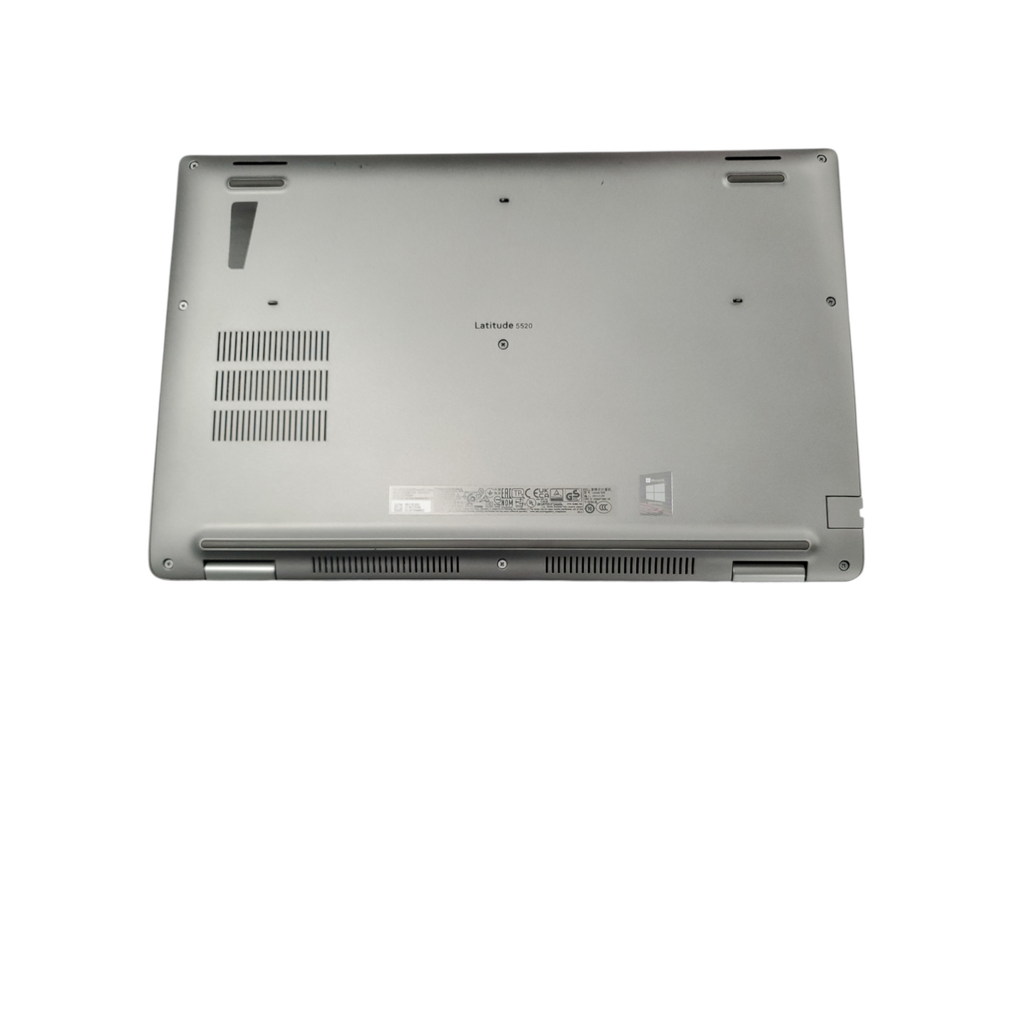 DELL LATITUDE 5520 – Core i5 11th GEN 2.60GHz 8GB RAM 256GB M2