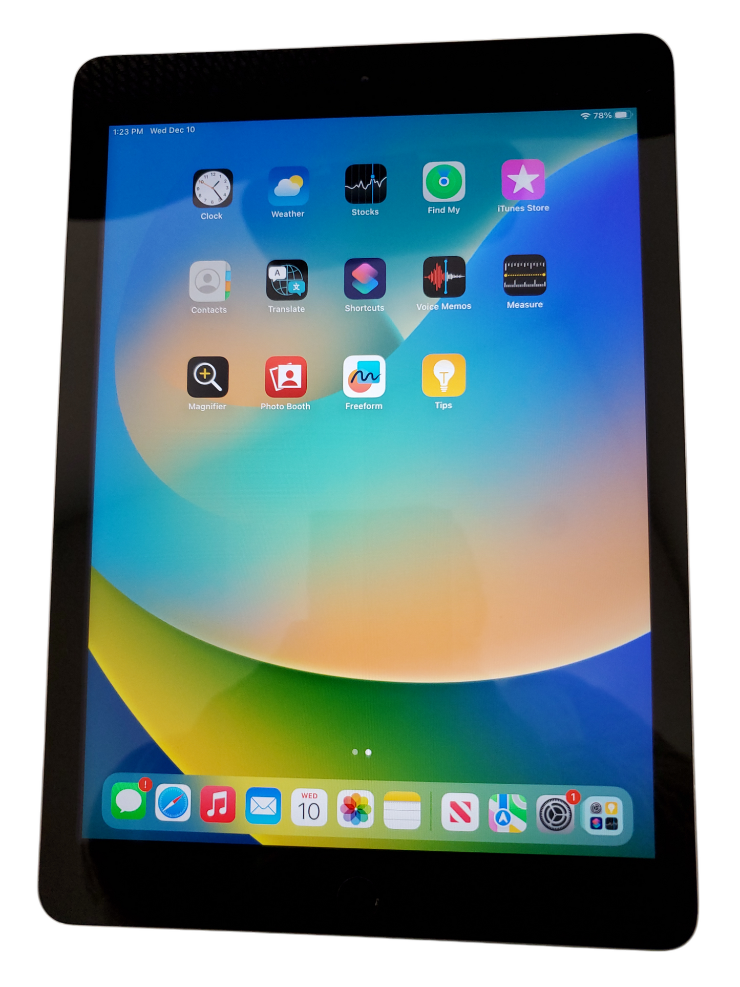 Apple iPad 5TH A1822 32GB 9.7"