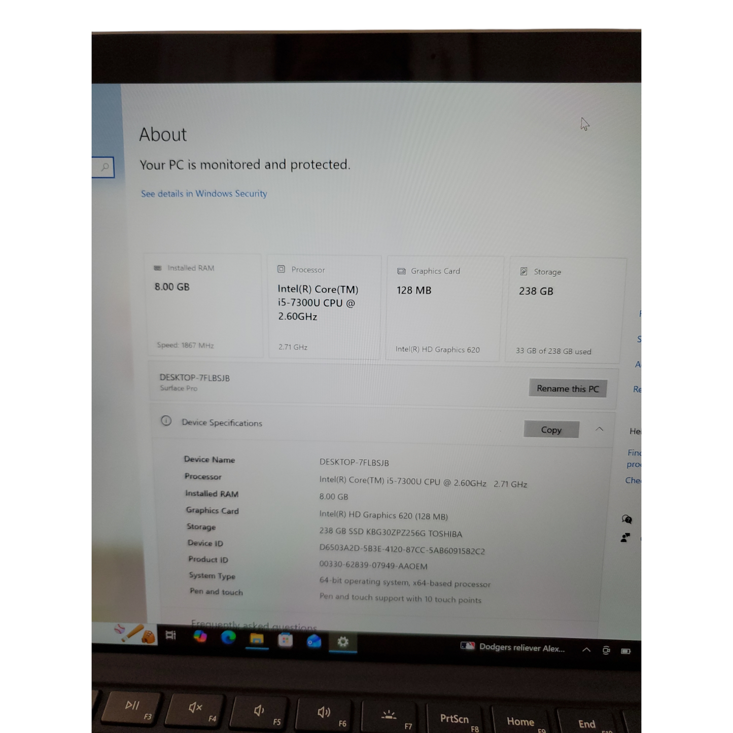 Microsoft Surface PRO 1796 Core i5 7th Gen 2.71GHz 8GB 256GB